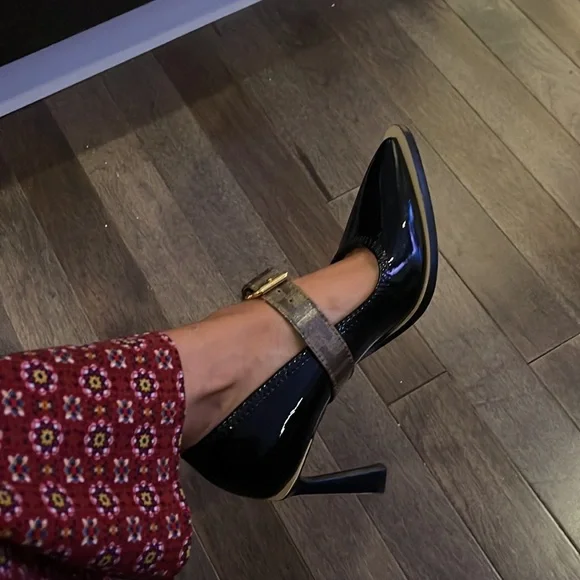 Fendi Black and Brown Heels - Picture 2 of 5